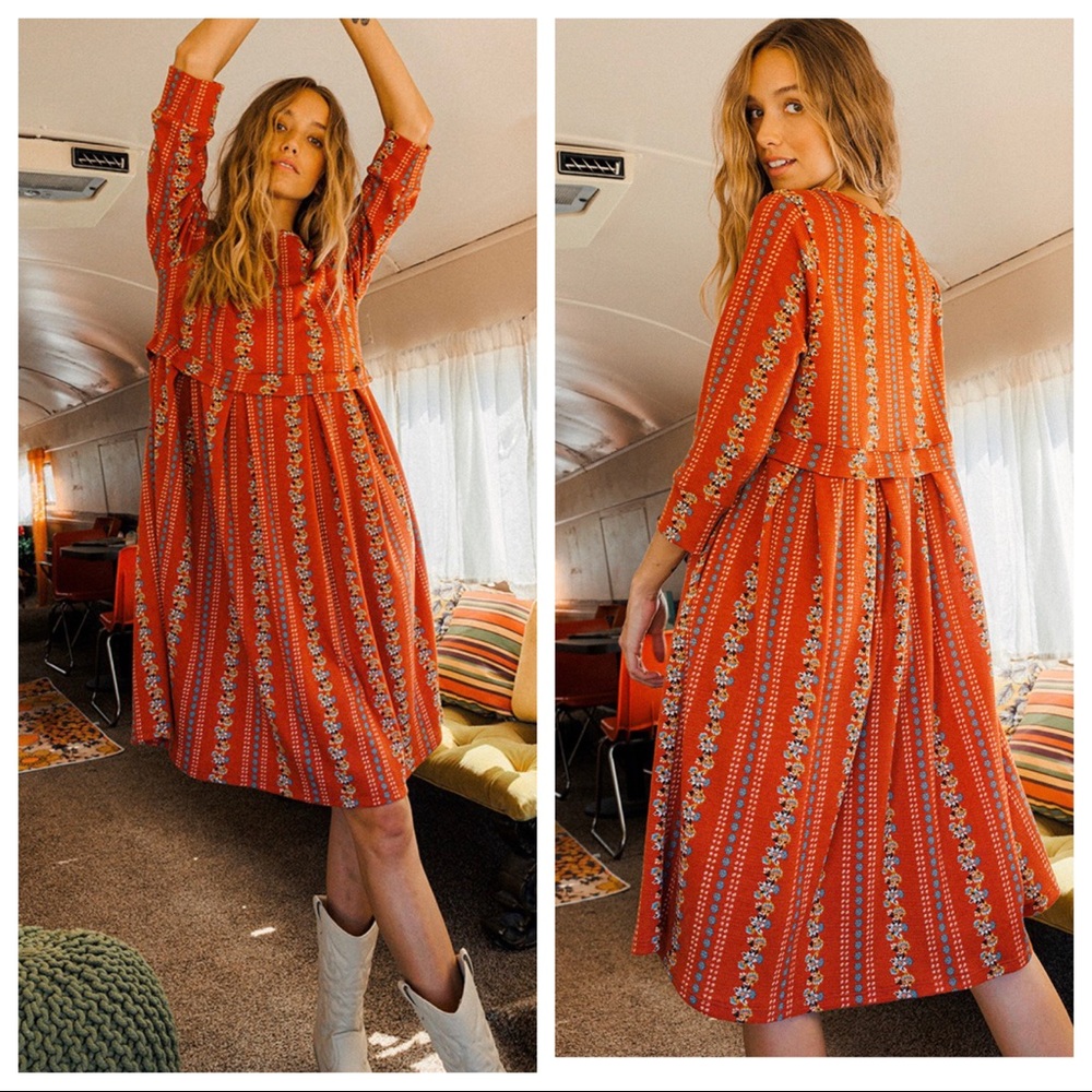 Boho Fabulous Gypsy Quarter Sleeve Floral Midi Dress - Picture 5 of 5